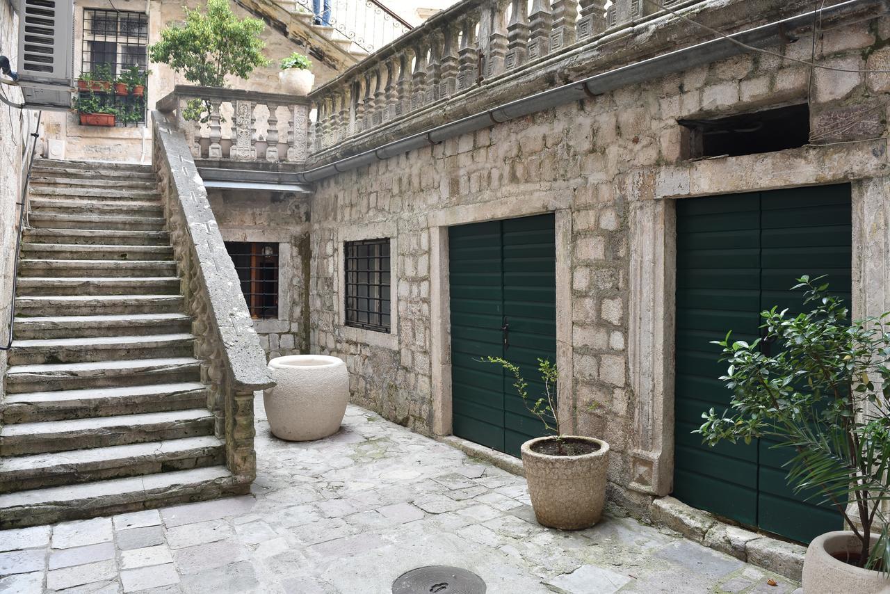 Apartment Miguel Kotor Zewnętrze zdjęcie